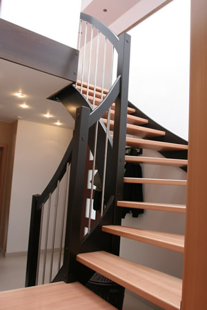 Treppensanierung und Treppenrenovierung im Raum Döbeln - Bild 1